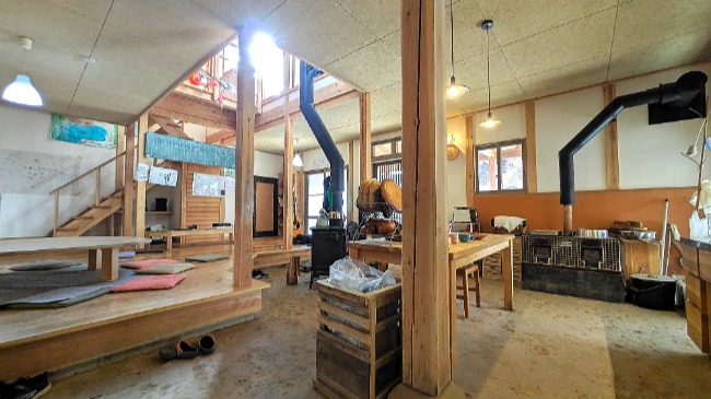 朝日新聞建築コラム「建モノがたり」／モリウミアス漁村留学棟（宮城県石巻市）