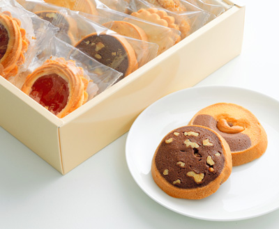 「銀座ウエスト」のドライケーキ