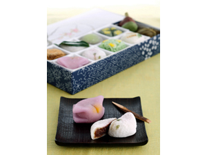 「川口屋」の季節の生菓子詰め合わせ