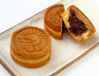 「大判焼き　しゃるむ」の小倉あん