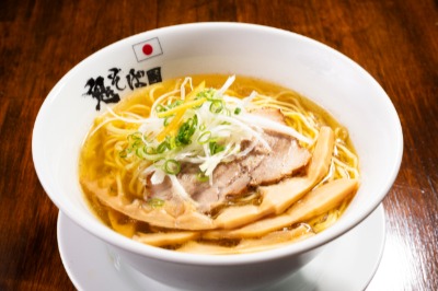 「鬼そば　藤谷」の鬼塩ラーメン