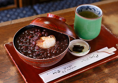 「納言志るこ店」の田舎しるこ