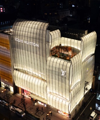 ルイ・ヴィトン メゾン 大阪御堂筋（大阪市中央区）