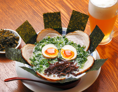 「まるきんラーメン」のいっさいがっさい