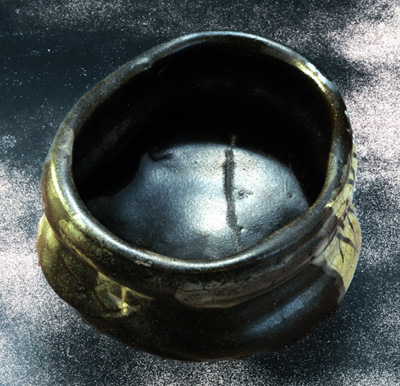 「黒織部茶碗（わん）」