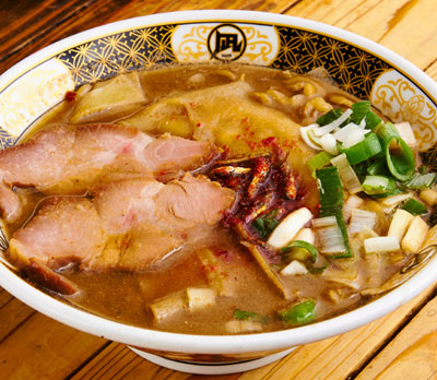 「すごい煮干ラーメン凪　新宿ゴールデン街店　本館」のすごい煮干ラーメン
