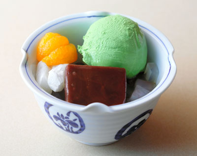 「みはし」の抹茶あんみつ