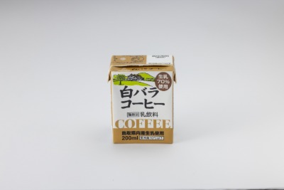「大山乳業農業組合組合」の白バラコーヒー牛乳２００㎖