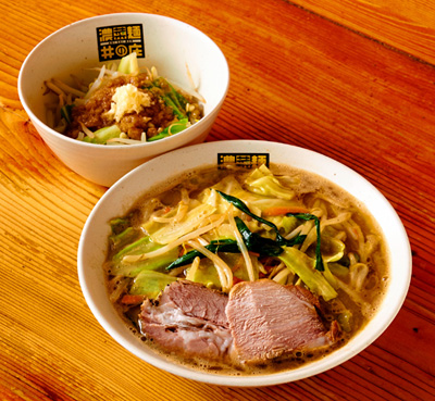 「濃菜麺（こいさいめん）　井の庄」の濃菜麺
