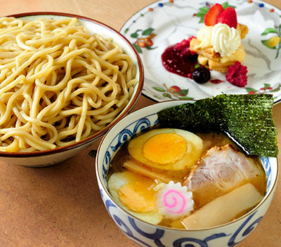 「裏サブロン」のつけ麺