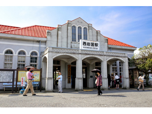 西岩国駅