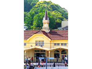 三角駅