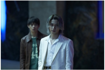(C)迫稔雄/集英社 (C)2022映画「嘘喰い」製作委員会
