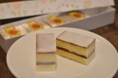 「鈴屋」のデラックスケーキ