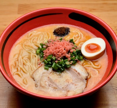 「えびそば一幻」の ほどほど えびしお（極太麺）