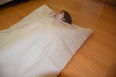 【防災特集】音がしにくくて丈夫な紙製の寝袋