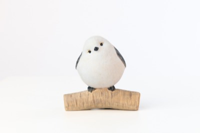 木彫りの小鳥・シマエナガ 　