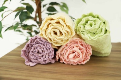 高い吸水力のあるフェースタオル