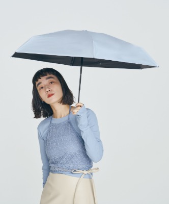 ニュアンスカラーの軽量折りたたみ日傘